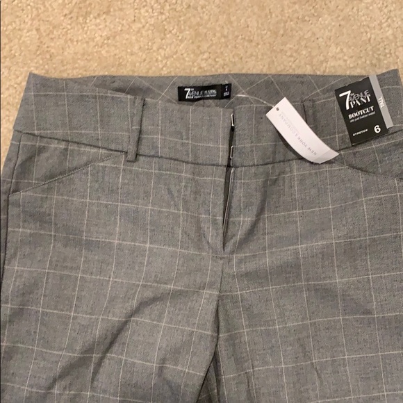 pants - Picture 2 of 4